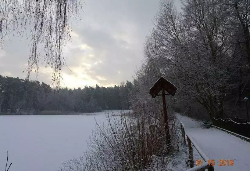 Retkeilymaja Lovecký Hotel Jívák