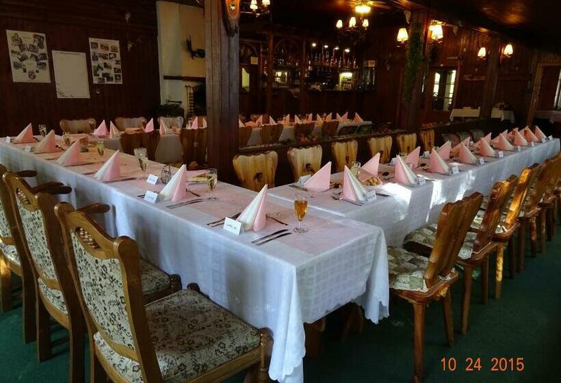 הוסטל Lovecký Hotel Jívák