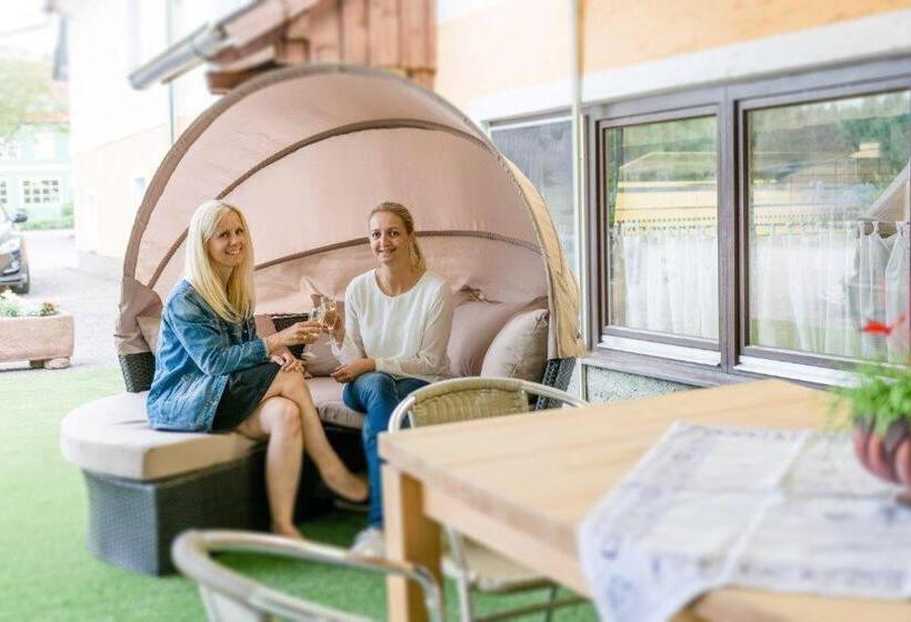 Frühstückspension Scharinger Hof