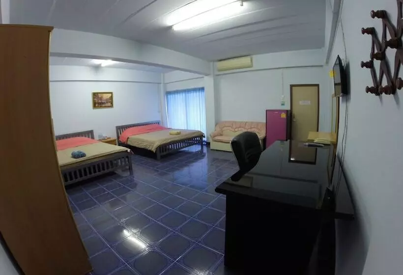 Hotelli Earth Mansion Sai 5