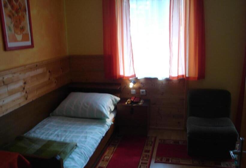 فندق Hirscheggerhof