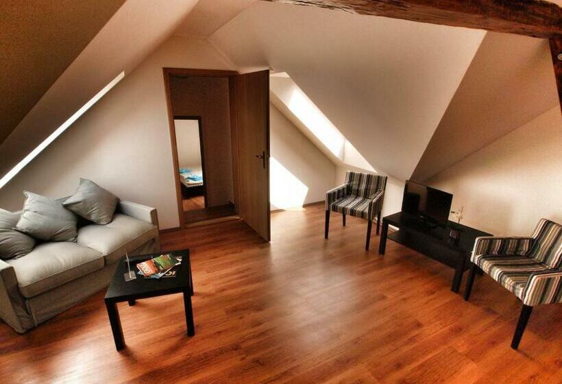 酒店 Pod Kokšínem