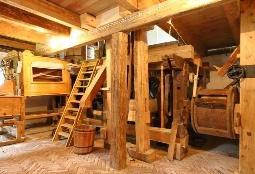 Hotelli Porčův Mlýn