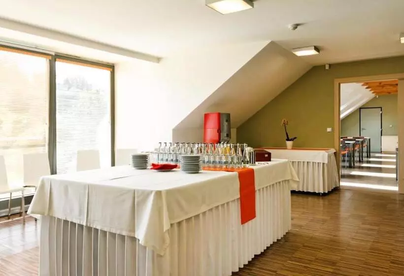 Hotelli Porčův Mlýn