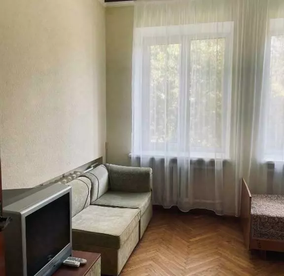 Hotelli Prydesnyansky