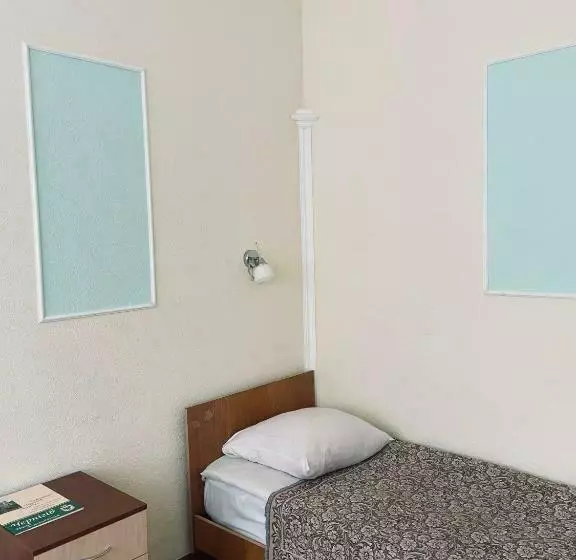 Hotelli Prydesnyansky