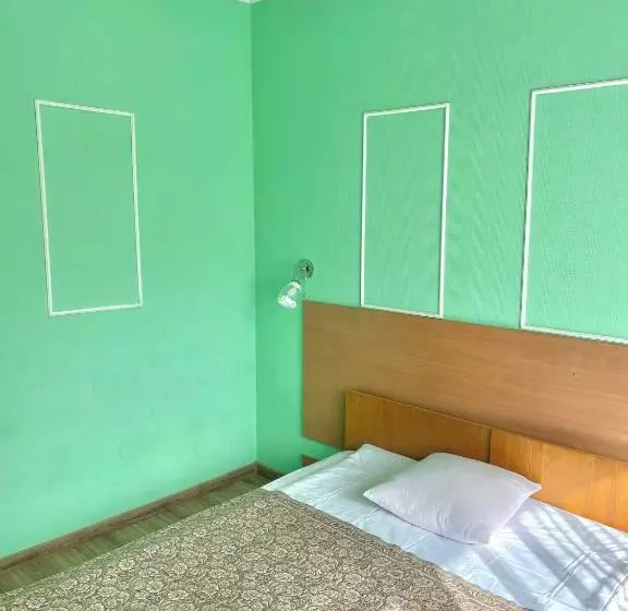 Hotelli Prydesnyansky