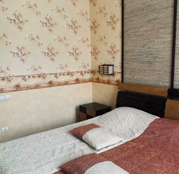 Hotelli Prydesnyansky