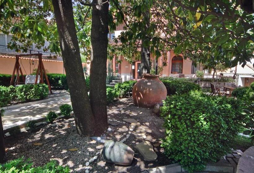 بنسيون Anita Guest House & Relax