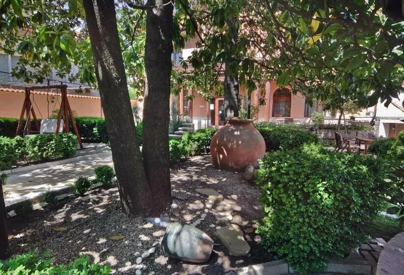 ペンション Anita Guest House & Relax