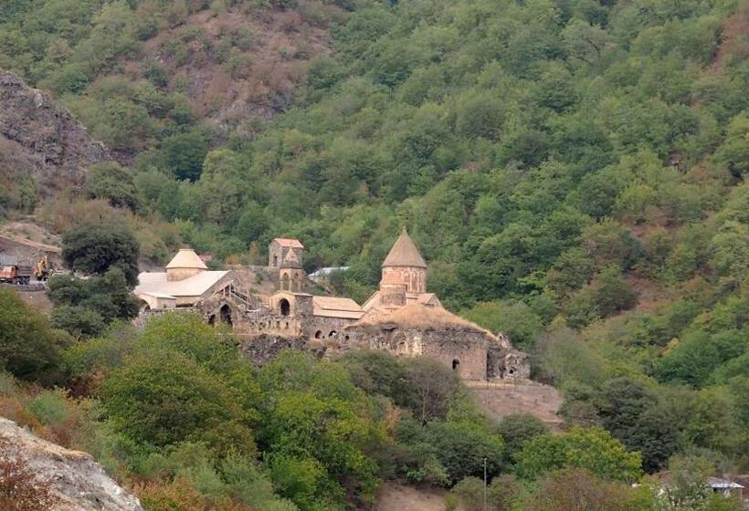 Pensão Barseghyan's Guest House