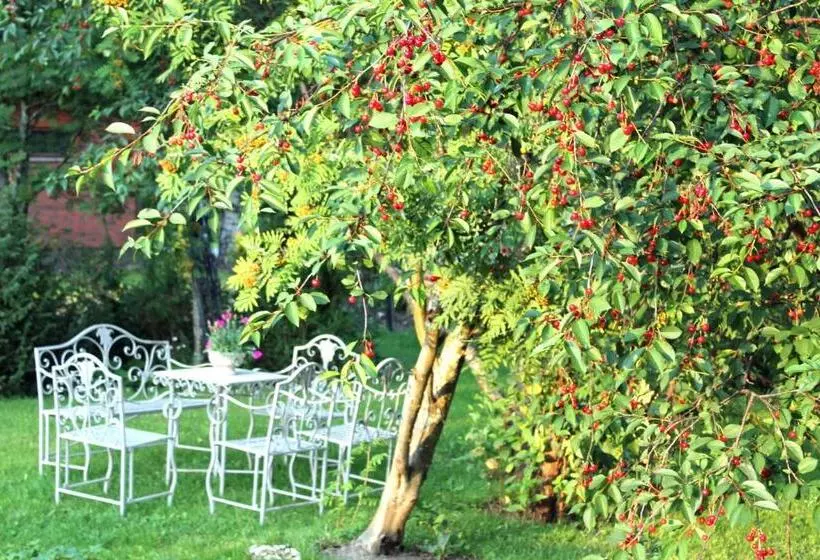 Majatalo Eräjärven Eerola Guesthouse