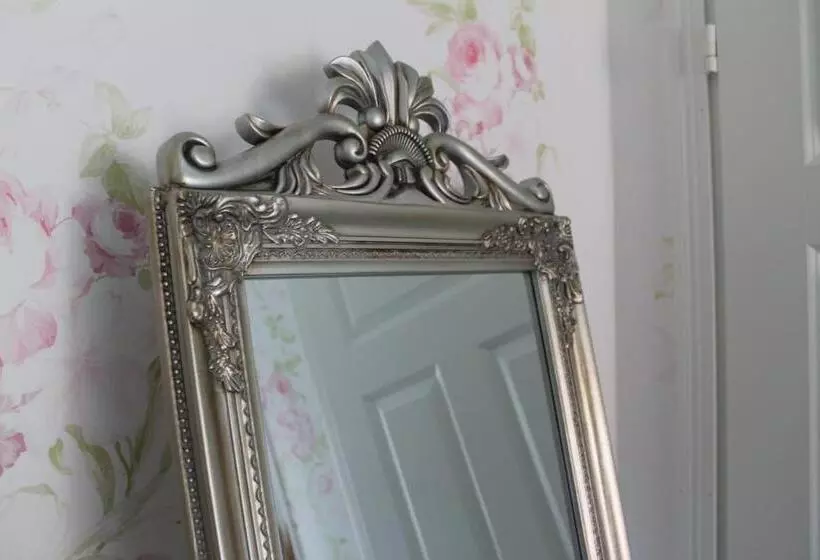 Majatalo Eräjärven Eerola Guesthouse