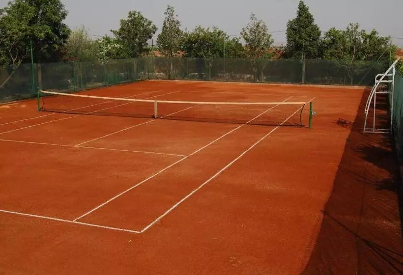 Majatalo Maidan El Arsa