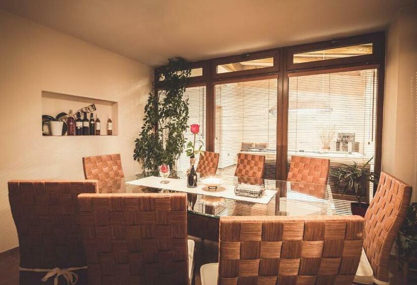 펜션 Penzion Víno Hruška Blatnička