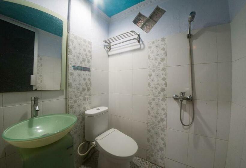 פנסיון Reddoorz Syariah Near Rsud Ainun Habibie Gorontalo