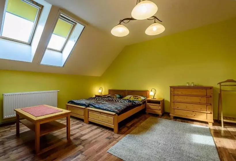 Majatalo Rezort U Bobiho