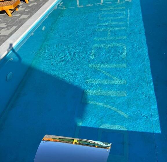 Пансион готель близнюки