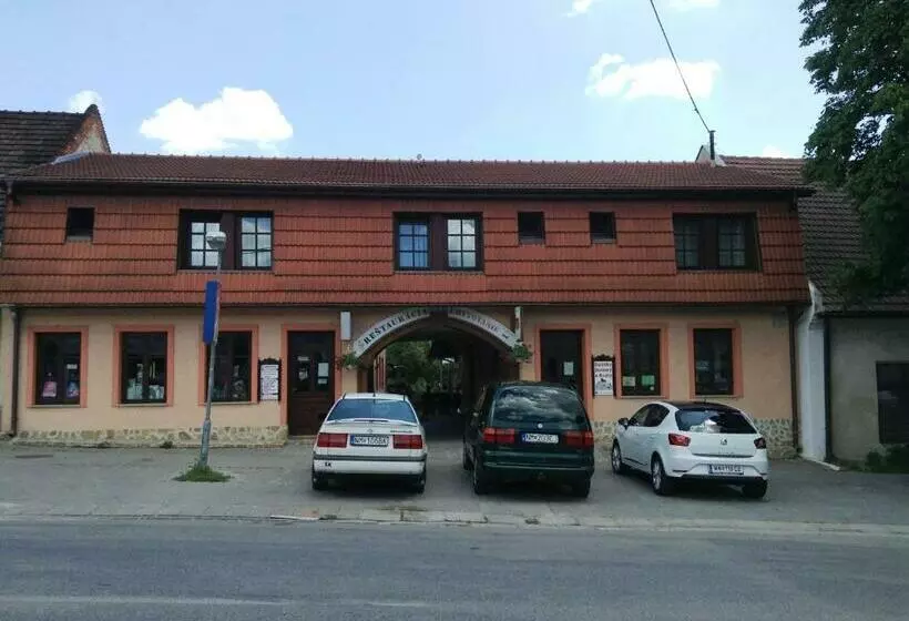 Majatalo Ubytovanie Anka Sučanská