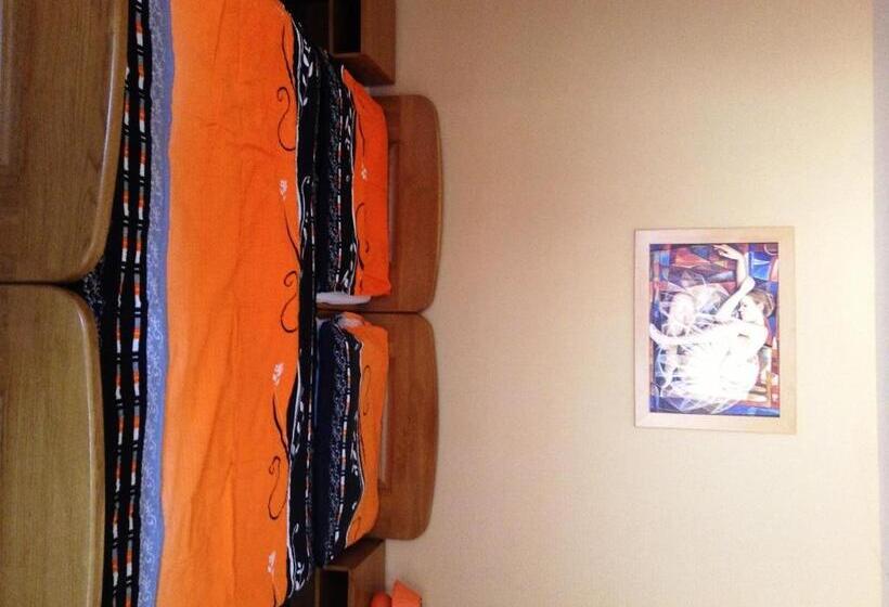 بنسيون Ubytovanie Anka Sučanská