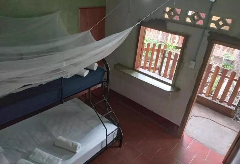 ユースホステル B&b, Family Run Homestay, Hospedaje La Penita