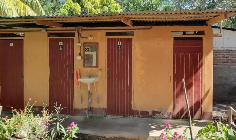 ユースホステル B&b, Family Run Homestay, Hospedaje La Penita