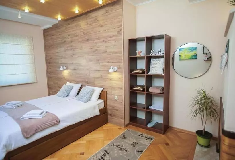 Retkeilymaja Fazenda Na Goncharakh