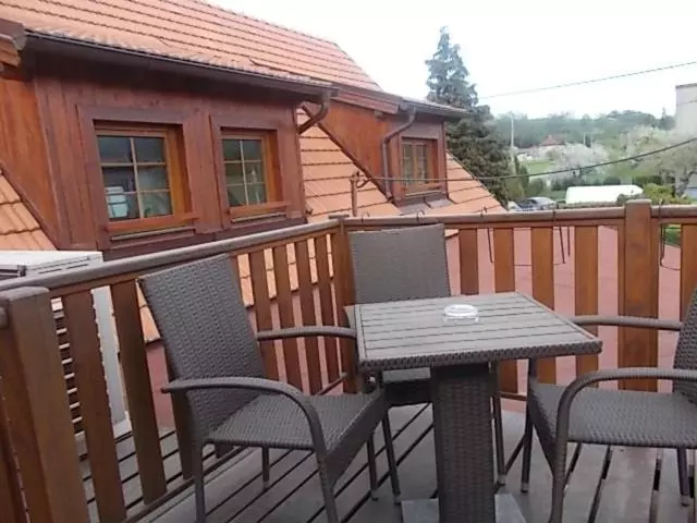 Retkeilymaja Hostinec A Penzion Dolní Dvůr