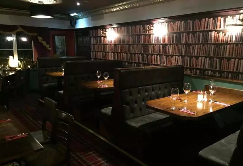 Retkeilymaja Robin Hood Inn