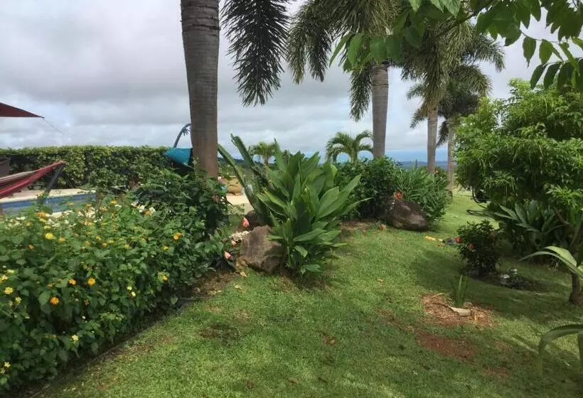 Hawk's Nest Bed & Breakfast