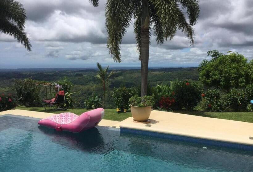 Hawk's Nest Bed & Breakfast