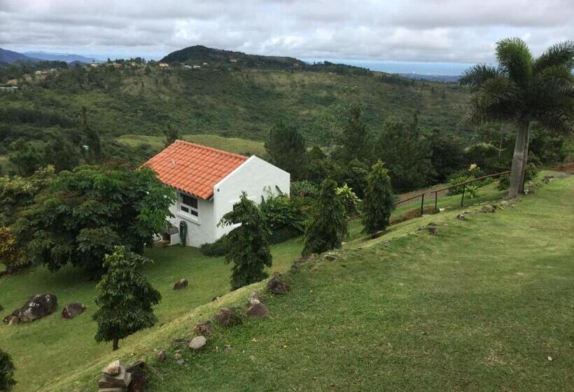 Hawk's Nest Bed & Breakfast