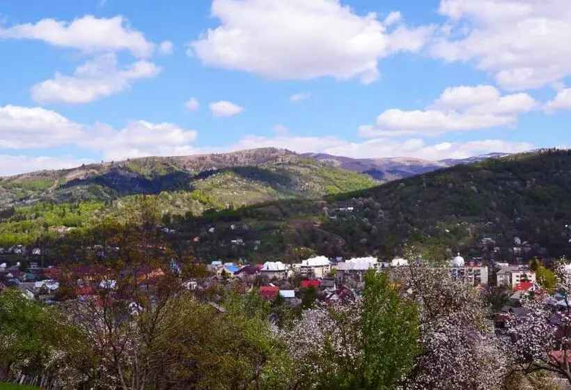 Hotelli Golden Palace