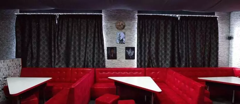 Hotelli Golden Palace