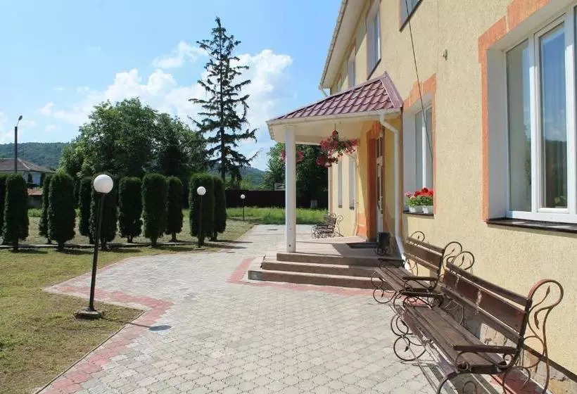 هتل Kremin