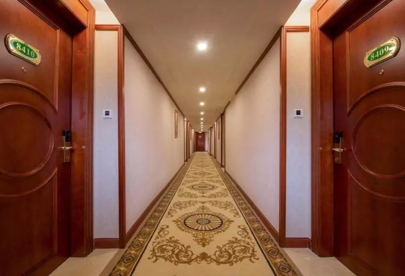 Vienna Hotel Puning South Huancheng Road High Speed Train Station