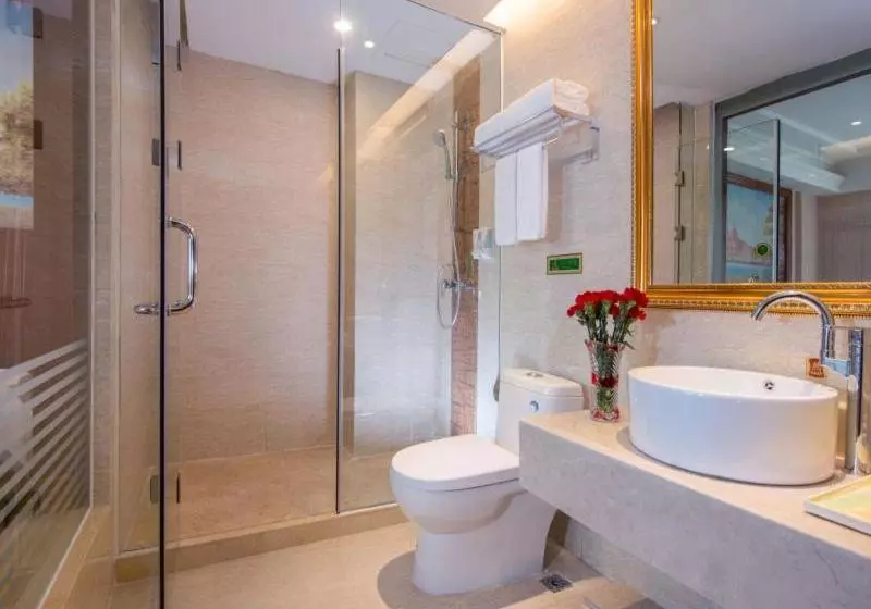 Vienna Hotel Puning South Huancheng Road High Speed Train Station