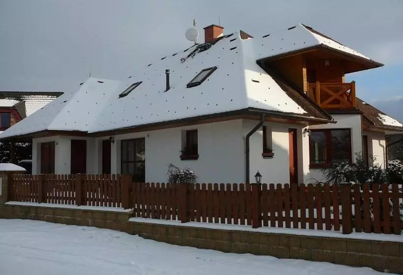 ペンション Apartmán V Krkonoších