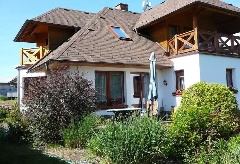 ペンション Apartmán V Krkonoších