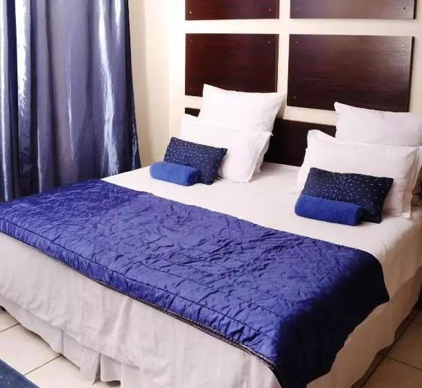 ペンション Baobab Tree Guest House