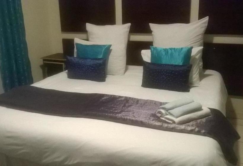 膳宿费 Baobab Tree Guest House