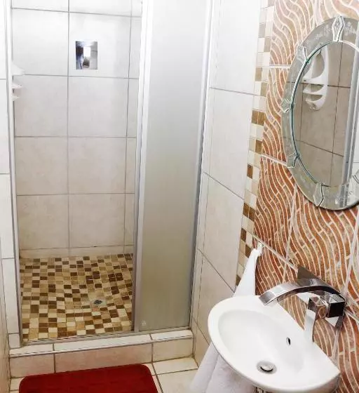 ペンション Baobab Tree Guest House