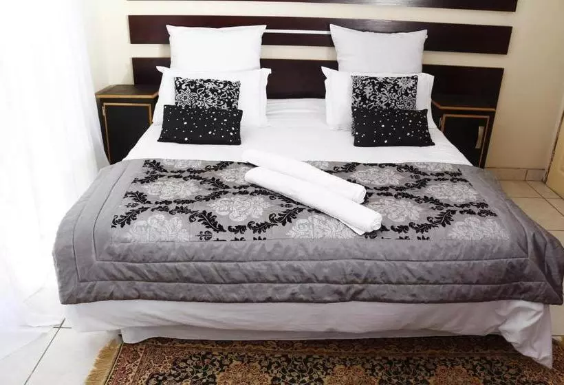 ペンション Baobab Tree Guest House