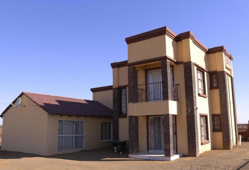 膳宿费 Baobab Tree Guest House