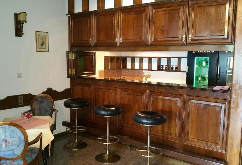 膳宿费 Conacul Balta Alba