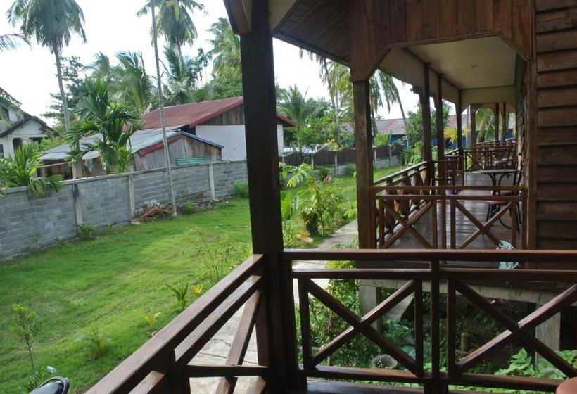 Pension Nongsak Riverside Guesthouse & Nongsak Guesthouse