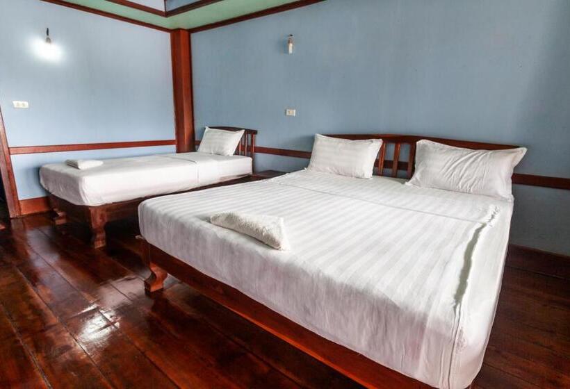 Pension Nongsak Riverside Guesthouse & Nongsak Guesthouse