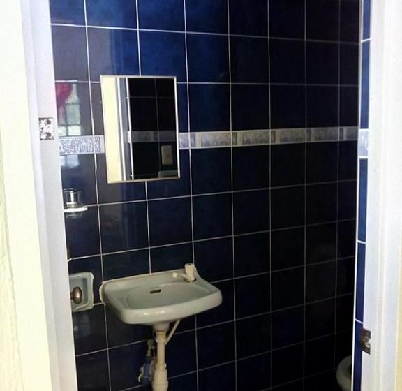 פנסיון Old Castle