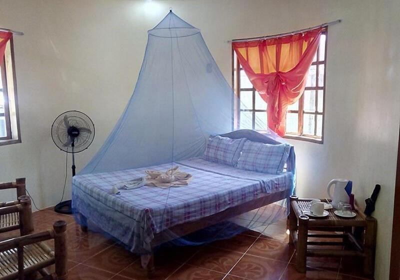 פנסיון Old Castle