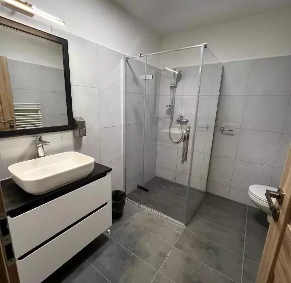 Majatalo Penzion Na Císařství